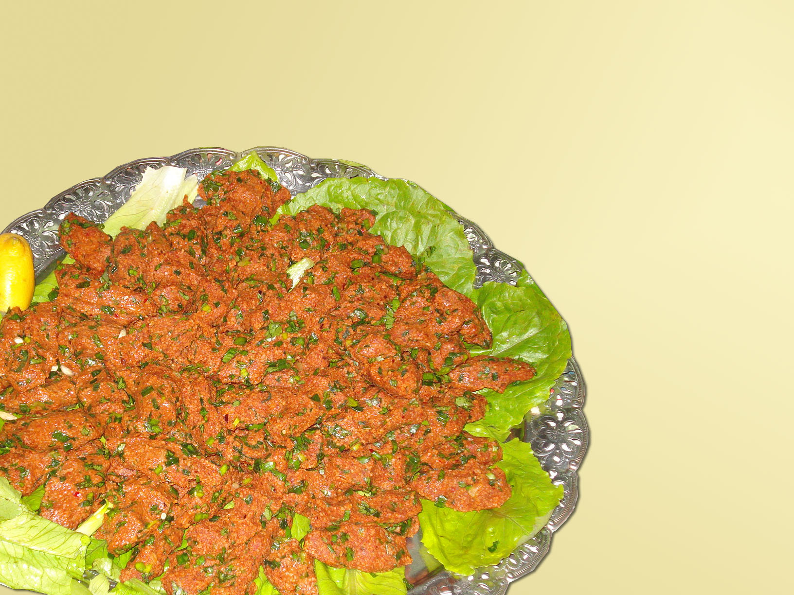 Çiğ köfte tabağı